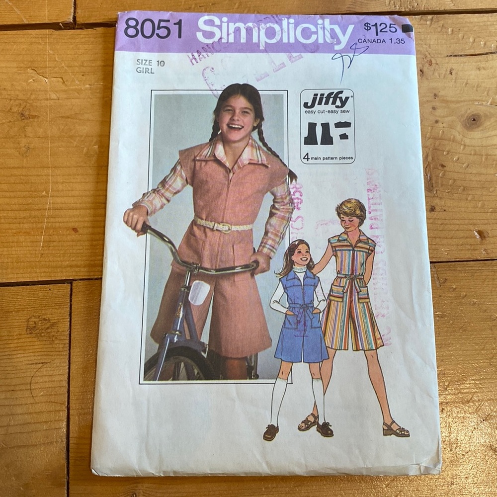 Simplicity sewing pattern 8051 vintage